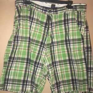 Men’s plaid shorts